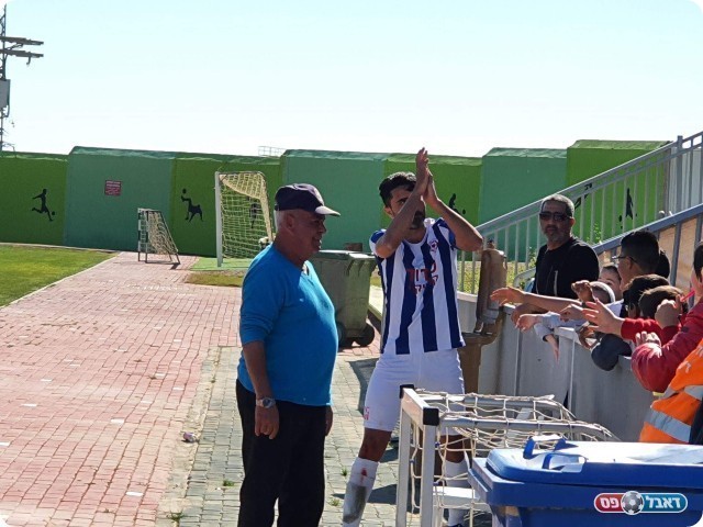 משה אסולין מודה לקהל (דן בונבידה-24dimonews)